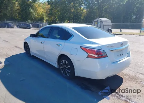 2014 Nissan Altima 2.5 S z USA, uszkodzony, nr VIN 1N4AL3AP9EN217152